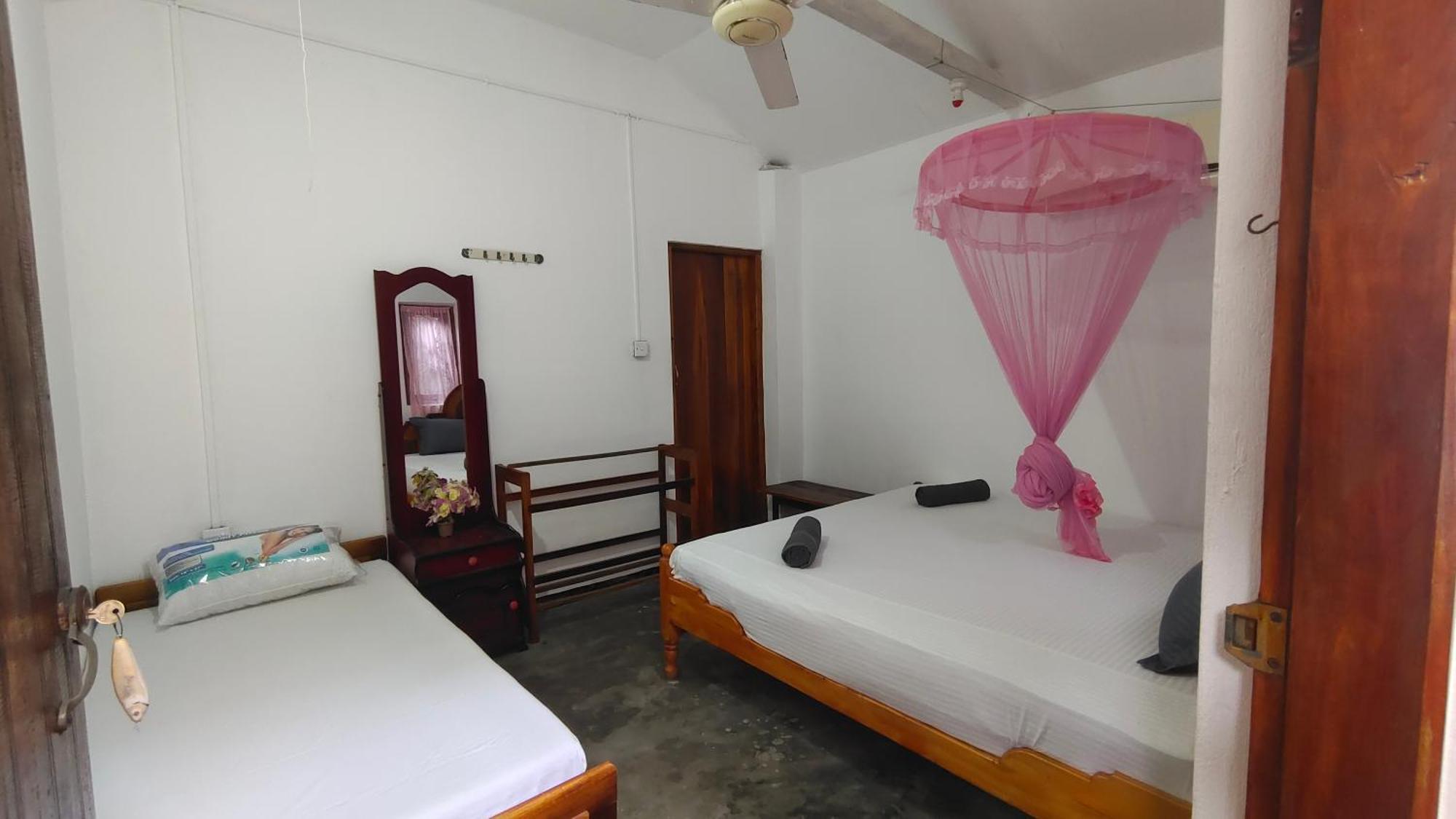 Costels Arugambay Hostel Arugam Bay Exterior photo